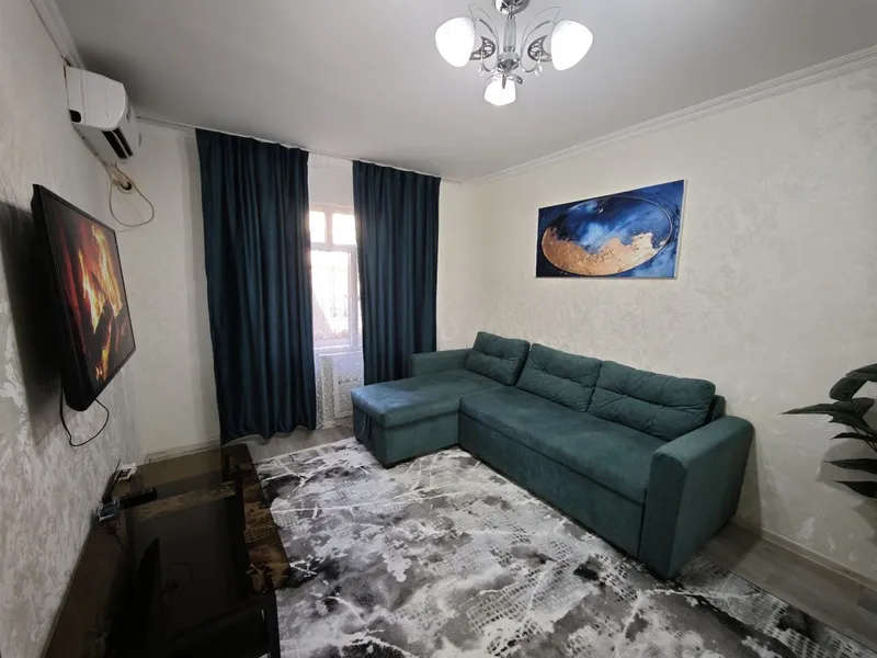 Сдаётся квартира Чилонзар 5, катартал, Хамза 1/1/4 посуточно 1