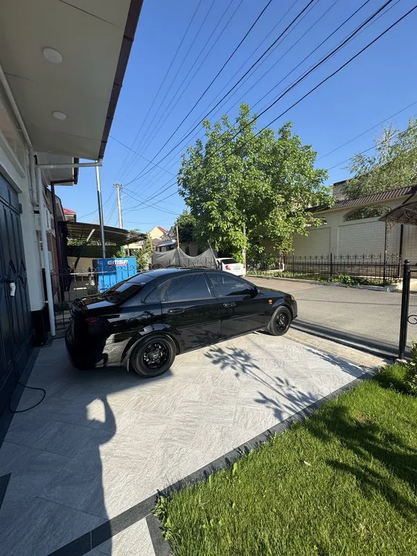 Продам свой автомобиль Gentra черный 3 Продам свой автомобиль Gentra черный 3