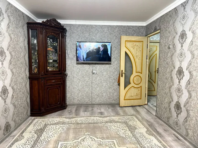 Сдаётся 3х комнатная метро Новза — фото 1