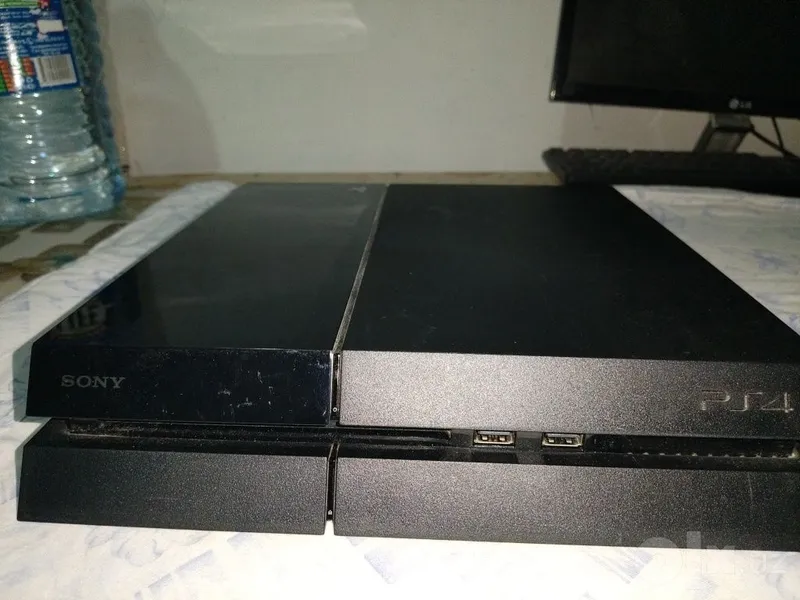 PlayStation 4 o'yinlari bilan 2 PlayStation 4 o'yinlari bilan 2