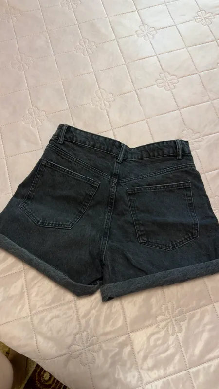 A’lo holatdagi Zara shortiklari 2 A’lo holatdagi Zara shortiklari 2