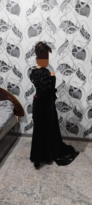Oqshom libosi