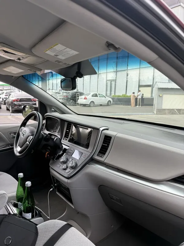 Toyota Siena семейный, удобный, идеальный, чистый, расхода нет, цену согласуем 8