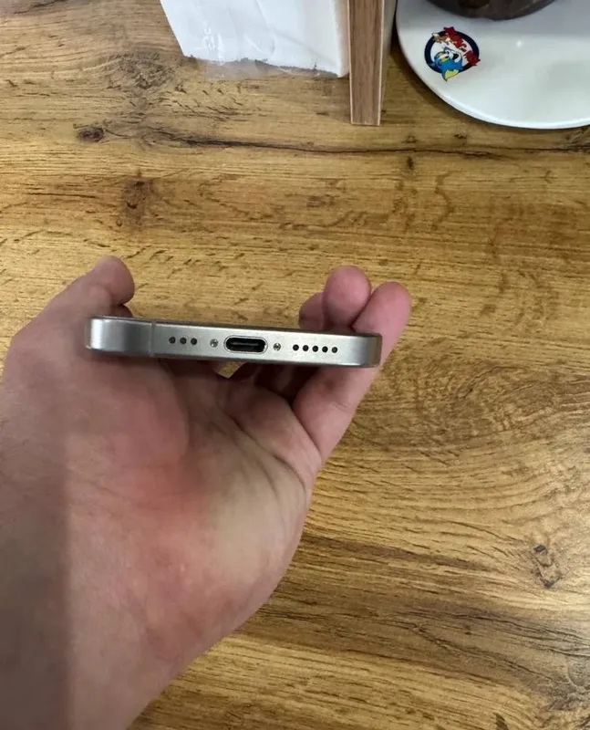 Iphone 15 pro dual sim 6 Iphone 15 pro dual sim 6