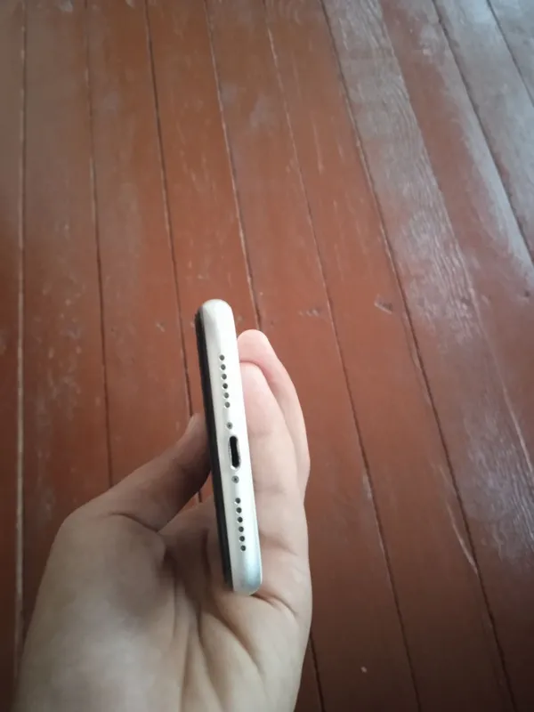 iPhone 11 128 GB, емкость 74, состояние идеальное, цена 210$ 8 iPhone 11 128 GB, емкость 74, состояние идеальное, цена 210$ 8