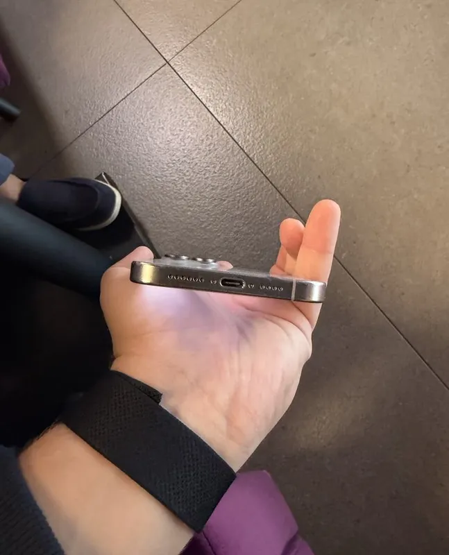 Iphone 15 pro max 256 8