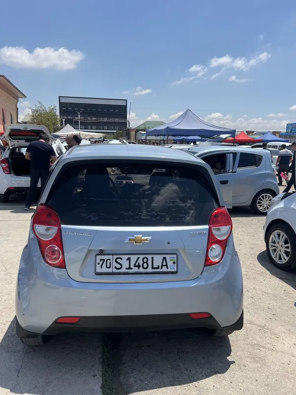 chevrolet spark — фото 4