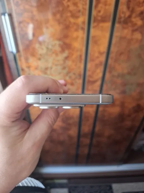 Xiaomi 14 T pro 16gb 528 gb holati idial hichqanaqa sarapinasi yoq 6