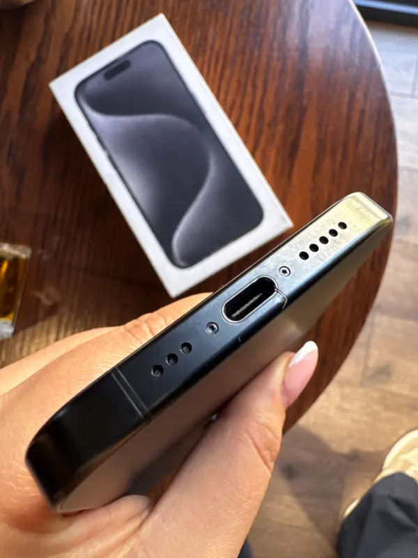 Iphone 15pro (black titanium) — фото 4 Iphone 15pro (black titanium) — фото 4