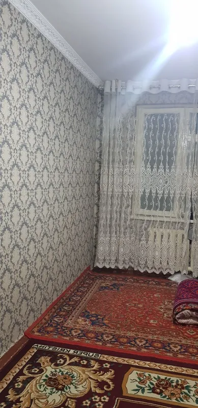 Navoiy v Zarafshon shahrida 2 xonali uy sotiladi 4