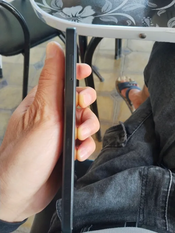 Salom aleykum tilifon sotladi markasi poko m6 pro 4