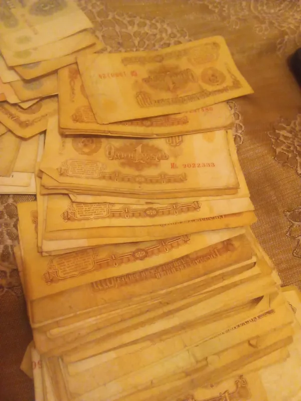 eski ssr ni kapeka tangalari qogoz pullar borrrrrr