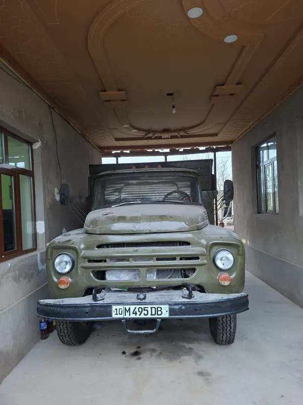 Zil 130 sotliladi