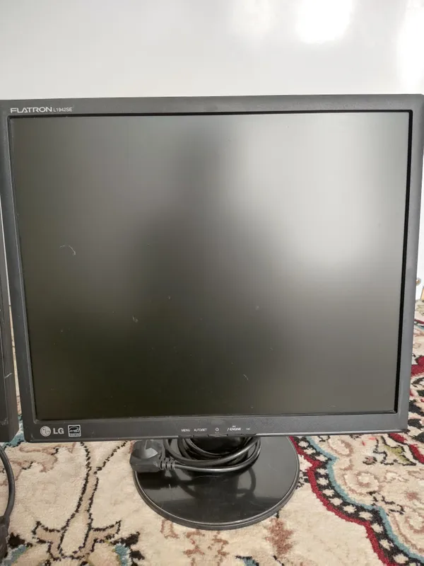 LG Flatron monitorlari 17, 19 — фото 1