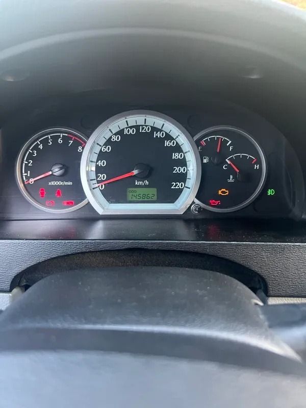 Chevrolet Lacetti 1.8 MT 6
