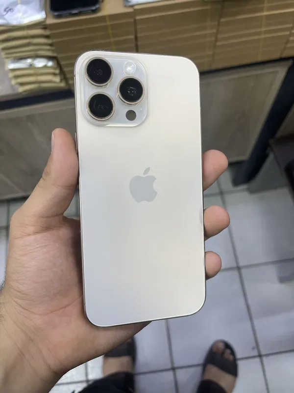 iPhone 16 Pro Max 256 ГБ 1 iPhone 16 Pro Max 256 ГБ 1
