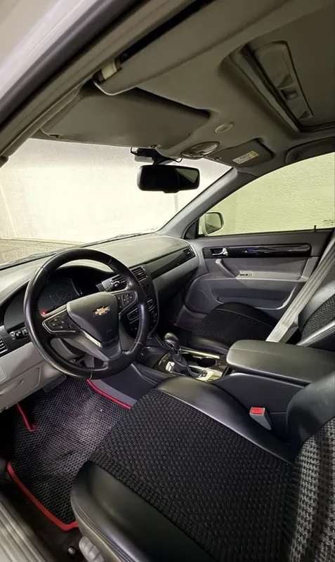 Chevrolet Jentra 5