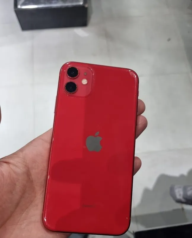 iPhone 11 128 ГБ, идеальное состояние 3 iPhone 11 128 ГБ, идеальное состояние 3