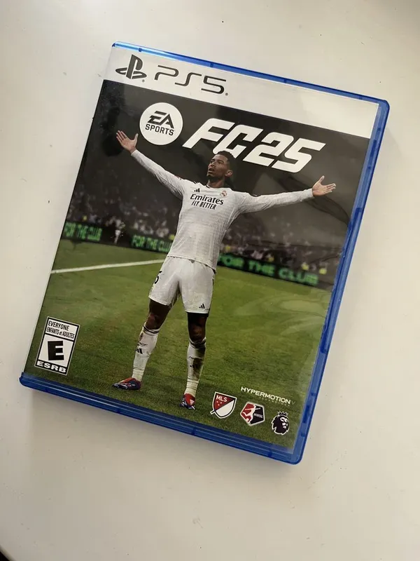 PLAYSTATION 5 игры FIFA 25/ Alan Wake 2
