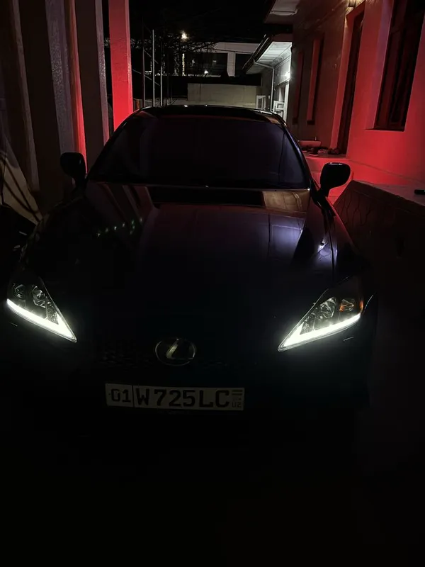 lexus is250 4wd