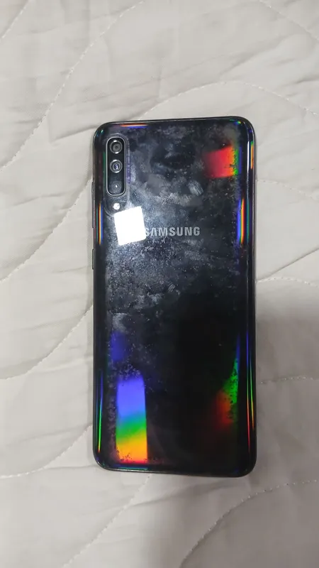 Samsung a50 1