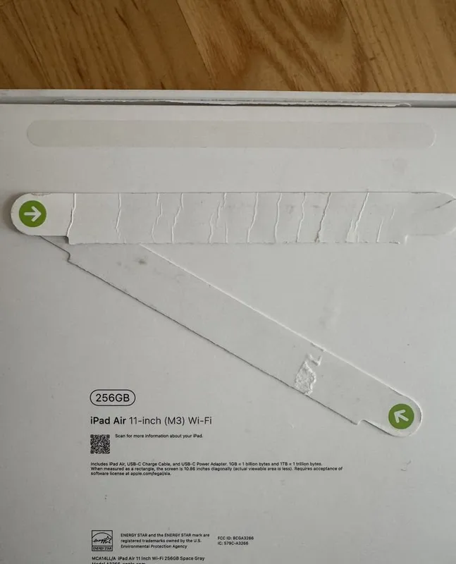 iPad Air M3 256 GB 11 dyuym 4