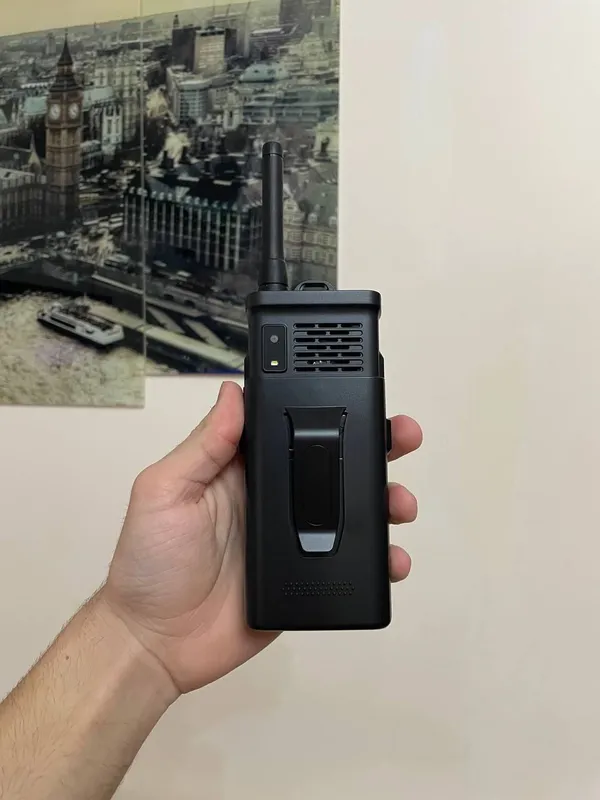 SQ 7700 Tank telefon, 4 SIM, 10000 mAh Nokia — фото 2