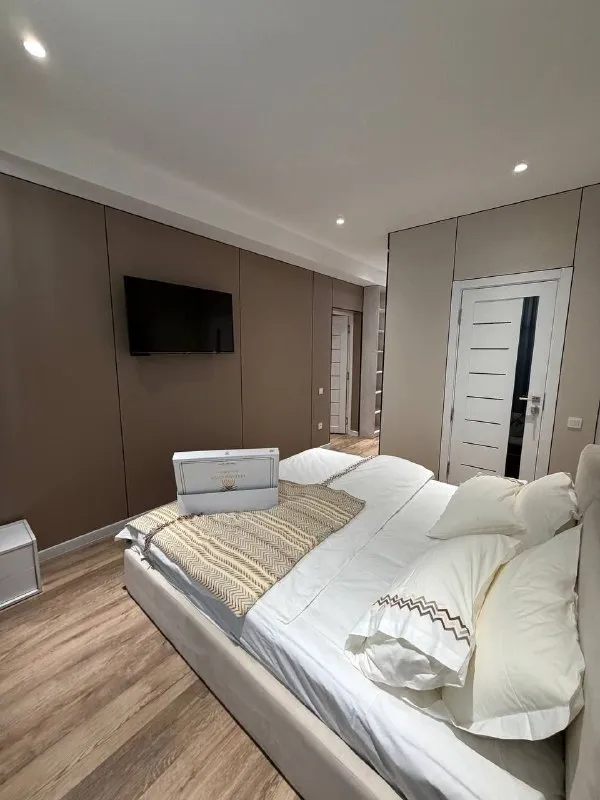 3 xonali kvartira, 85 m2, Yakkasaroy 5