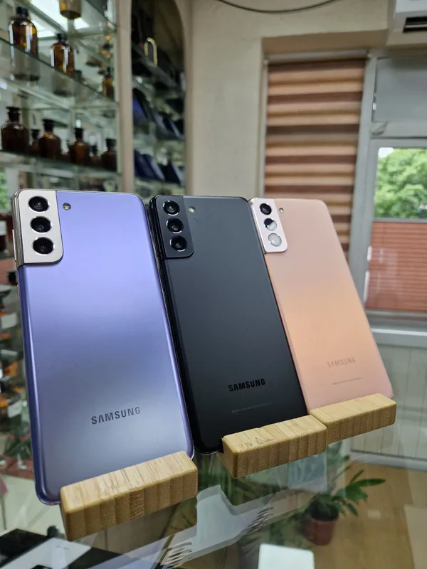 Samsung S21Plus 3