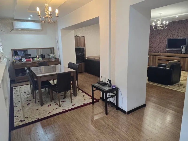 Продаётся 7-комнатная квартира 169 м², 2/5, дом 77 серии (Мирабадский район) 2