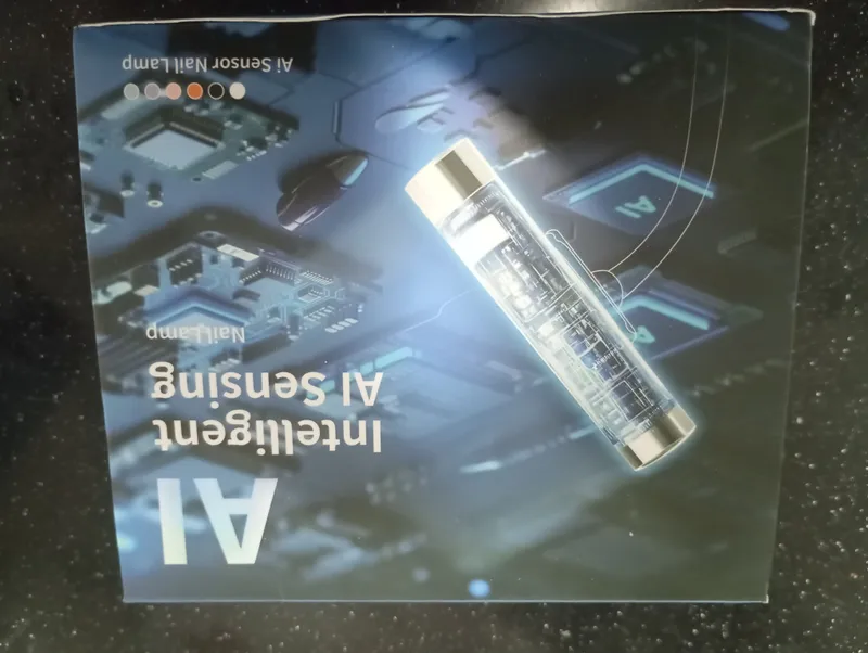 ai фонарик для маникюра 3