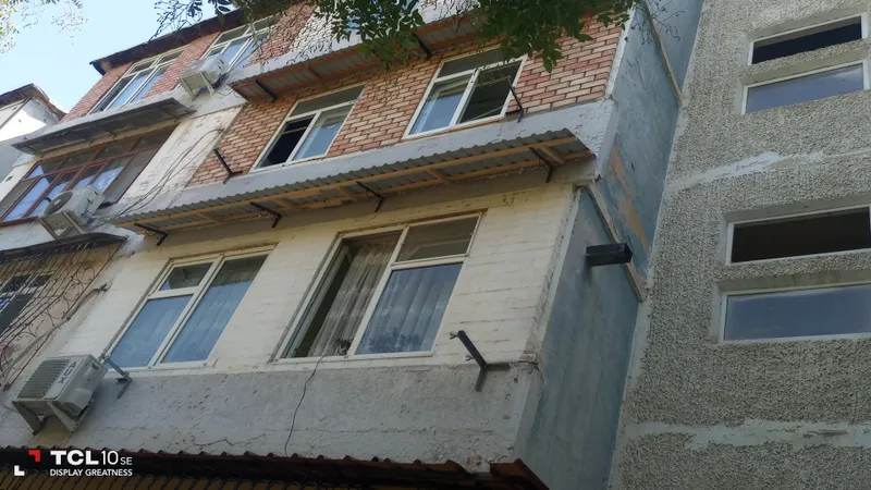 Козырёк и перила установим 2 Козырёк и перила установим 2