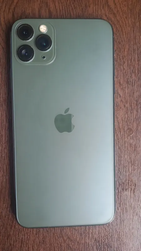 IPhone 11 pro max IPhone 11 pro max