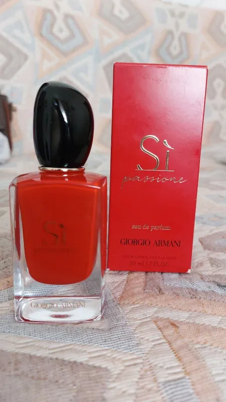 Парфюмерия, Georgia Armani
