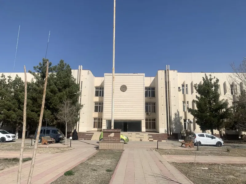 Офис учун хоналар Ижарага берилади