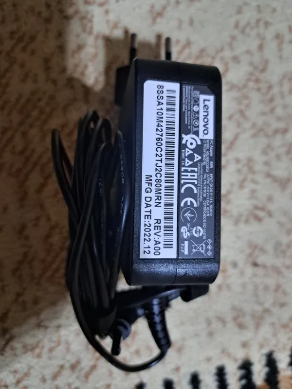 Lenovo original quvvat bloki 65W (20V 3.25A)