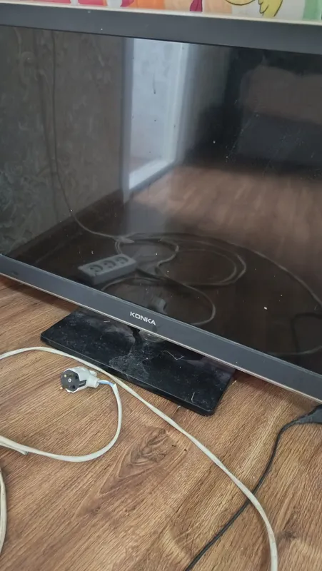 Срочно продам телевизор KONKA на запчасти 1