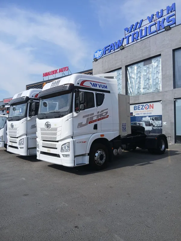 В наличии! Седельный тягач FAW JH6 4x2 CNG — фото 1