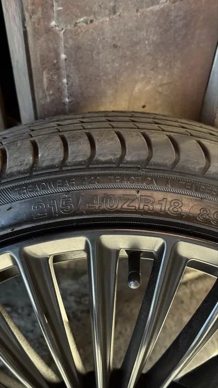R18 диски с резиной 215/40 ZR18 + переходники, комплект 4 шт 3 R18 диски с резиной 215/40 ZR18 + переходники, комплект 4 шт 3