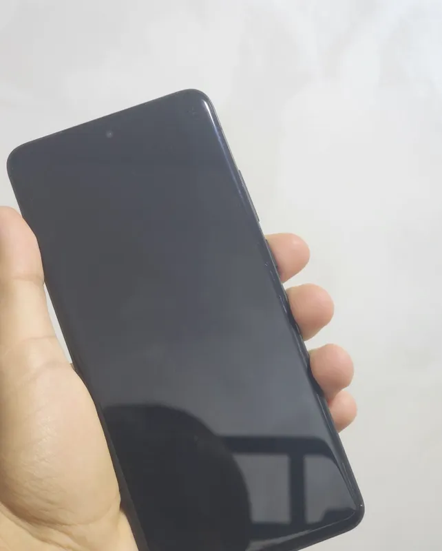 Vivo x200 pro 12/256, срочно, 19 октября 2 Vivo x200 pro 12/256, срочно, 19 октября 2