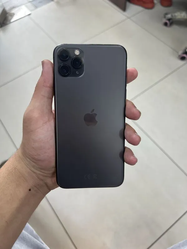 iphone 11 pro max CH/A 256/** 1 iphone 11 pro max CH/A 256/** 1