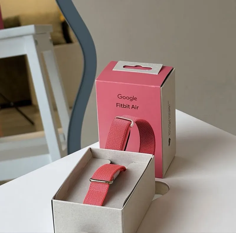 Google Fitbit Air — новый фитнес-браслет 4 Google Fitbit Air — новый фитнес-браслет 4