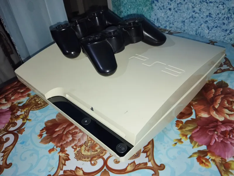 PS3 Slim 2