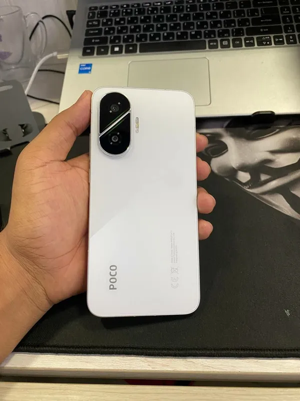 Poco F 7 PRO 12+1224GB 512 GB XOTIRA 1