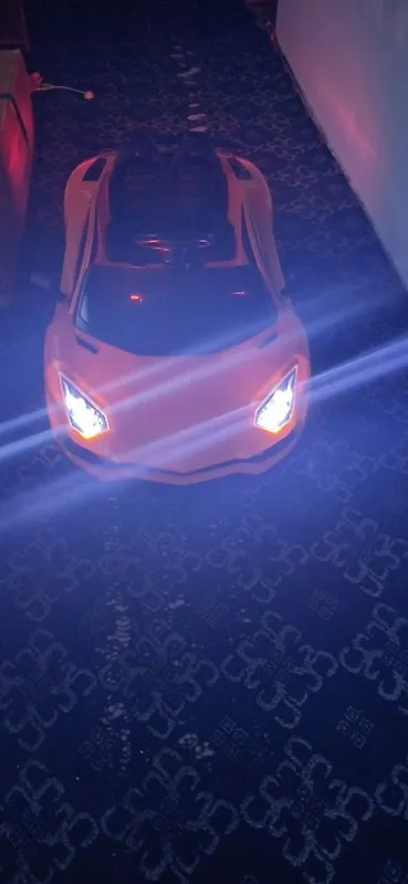 Bolalar Elektr moshinasi sotiladi