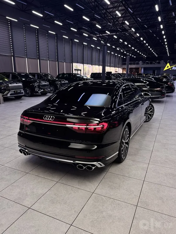 Audi S8 2025 sotiladi 4 Audi S8 2025 sotiladi 4