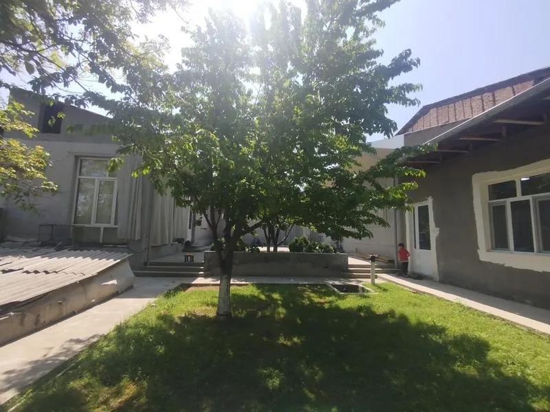 Nazarbek Turkistonda srochniyga hovli sotiladi ōzimizani uy — фото 7