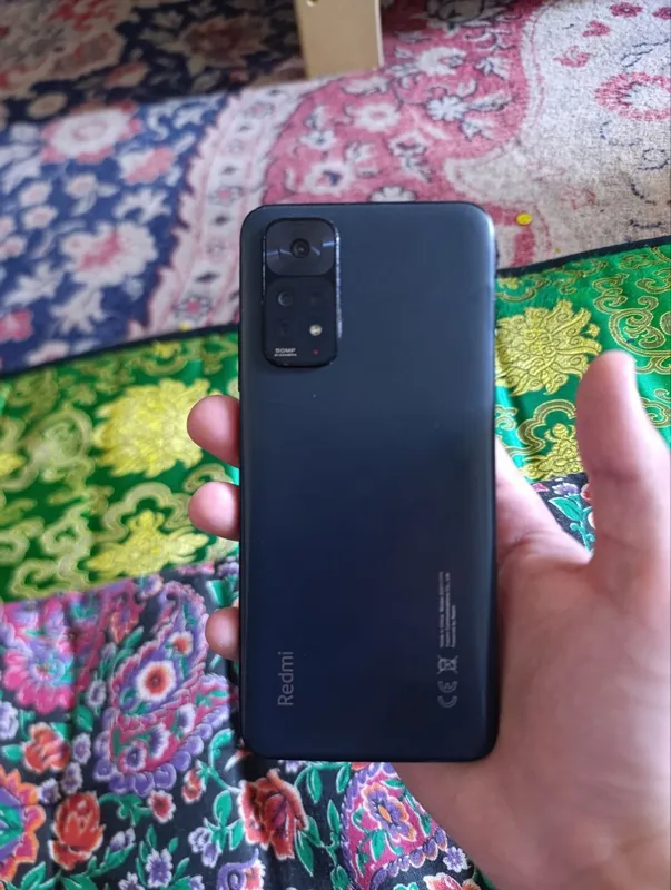 ikkita telefon sotiladi redmi note 11 galaxy a6