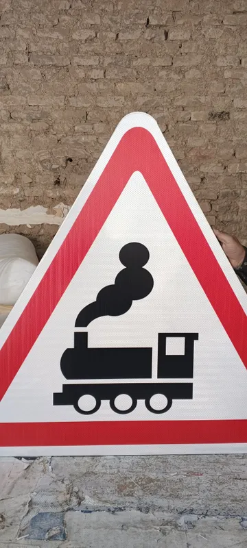 Знак дорожная разных — фото 1