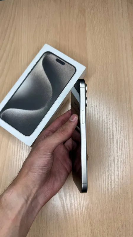 iPhone 15 Pro Max — фото 1